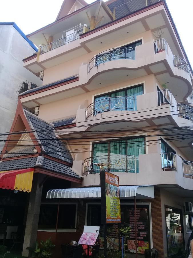 Ban Tyrol Hotel Patong Bagian luar foto